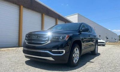 2018 GMC Acadia SLT 1