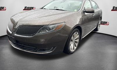 2015 Lincoln MKS