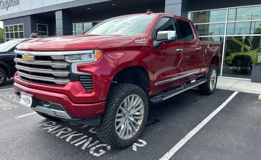 2022 Chevrolet Silverado High Country