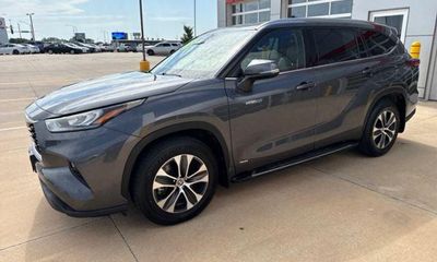 2020 Toyota Highlander XLE