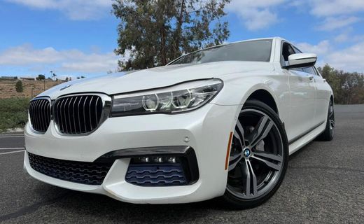2017 BMW 740I