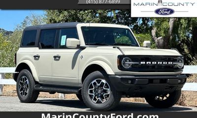 2026 Ford Bronco Outer Banks