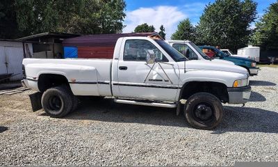 1996 Dodge Ram Laramie