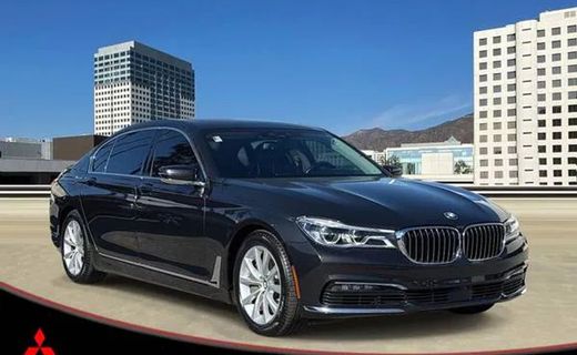 2018 BMW 750I