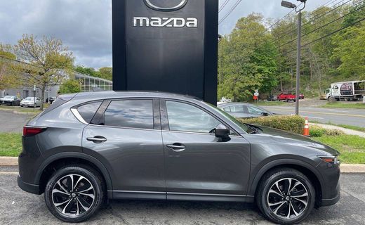 2023 Mazda CX-5 Premium Package