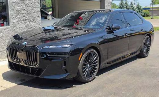 2025 BMW I7 XDRIVE60