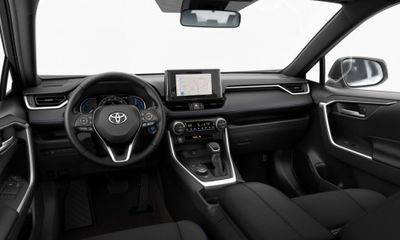 2025 Toyota RAV4 SE