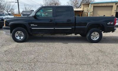 2004 Chevrolet Silverado 2500HD LS