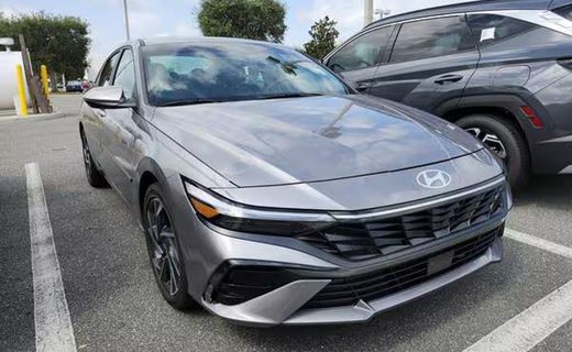 2024 Hyundai Elantra Limited