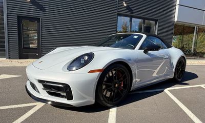 2023 Porsche 911 Carrera S 4S