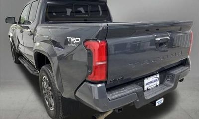 2026 Toyota Tacoma TRD OFF Road