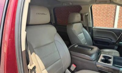 2016 GMC Sierra Denali