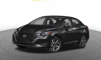 2025 Nissan Versa SV