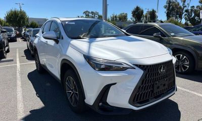 2025 Lexus NX 250 Premium