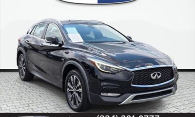 2018 Infiniti QX30 Premium