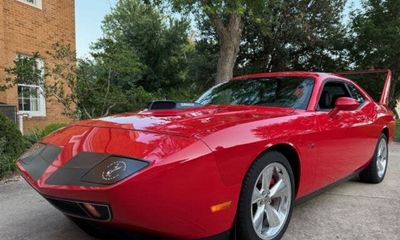 2013 Dodge Challenger HPP Superbird