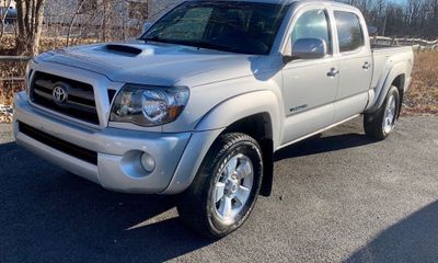 2009 Toyota Tacoma Deluxe