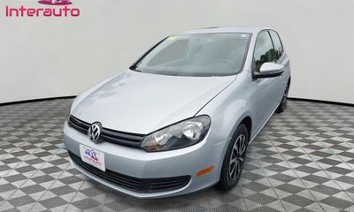 2011 Volkswagen Golf Hatchback 2D