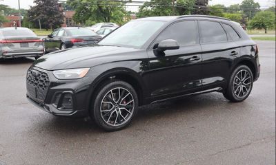 2023 Audi SQ5 Quattro Premium Plus