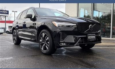 2026 Volvo XC60 Plus Dark
