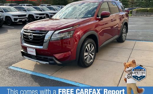 2024 Nissan Pathfinder SL