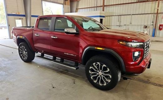 2024 GMC Canyon Denali