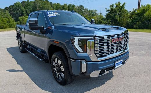 2025 GMC Sierra HD Denali