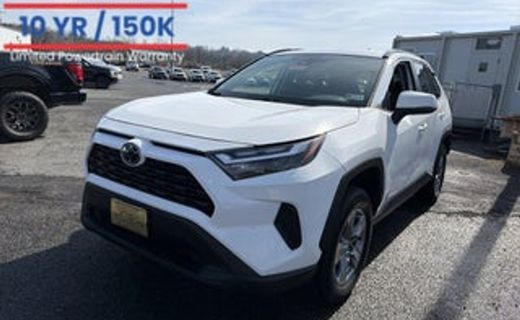 2024 Toyota RAV4 SE