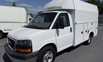 2020 GMC Savana 3500 139 Cutaway