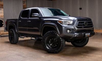 2024 Toyota Tacoma SR