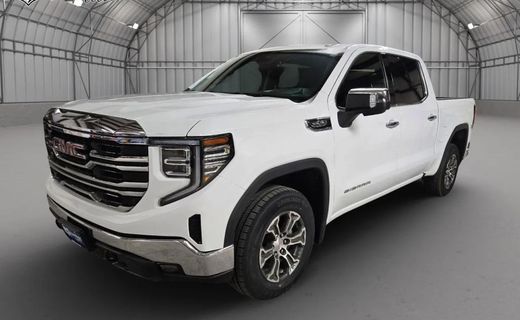 2025 GMC Sierra SLT