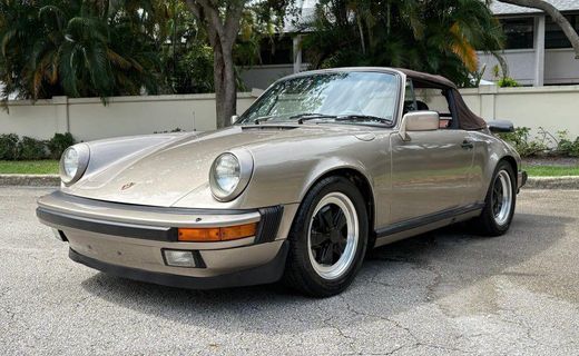 1984 Porsche 911 Carrera Cabriolet