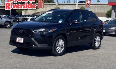 2024 Toyota Corolla Cross LE