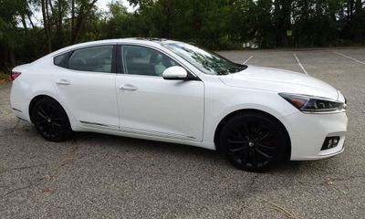 2019 Kia Cadenza Luxury Technology Limited