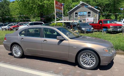 2004 BMW 745LI Sedan