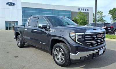 2025 GMC Sierra SLT