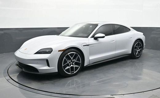 2025 Porsche Taycan