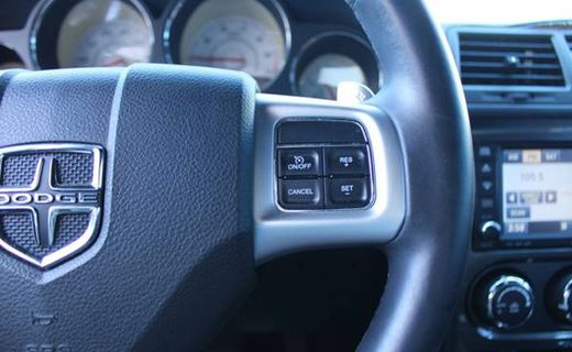 2014 Dodge Challenger Base