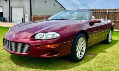 2001 Chevrolet Camaro Sport
