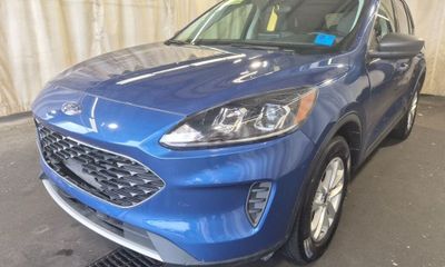2022 Ford Escape SE Fhev