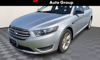 2017 Ford Taurus SE