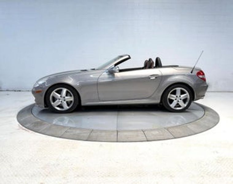 2005 Mercedes-Benz SLK-Class — a typically priced live listing