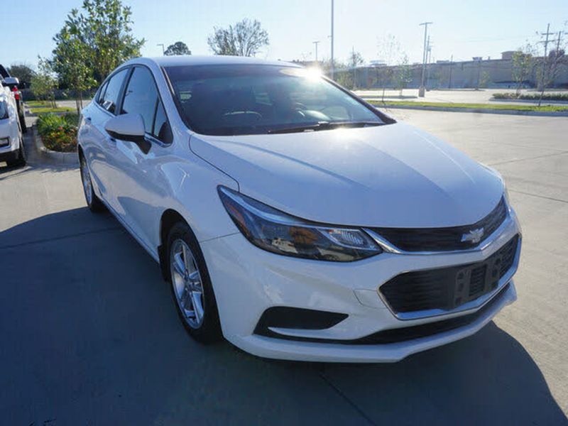 2016 Chevrolet Cruze — a typically priced live listing