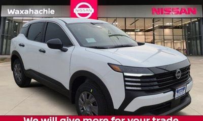 2026 Nissan Kicks MPV S