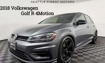 2018 Volkswagen Golf R Base