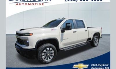 2026 Chevrolet Silverado HD Custom