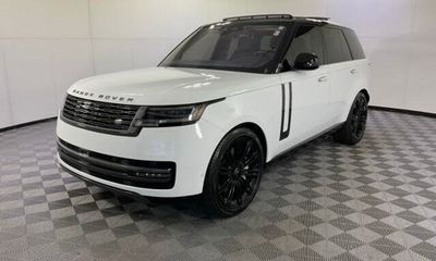 2023 Land Rover Range SE