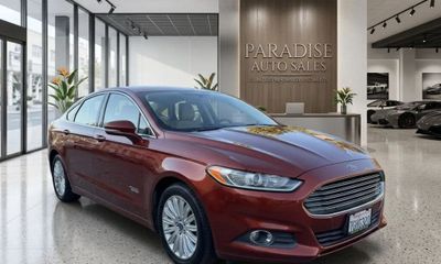 2014 Ford Fusion SE