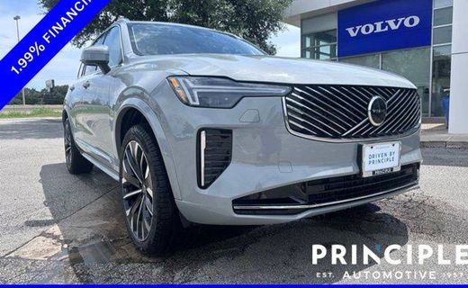 2026 Volvo XC90 Core