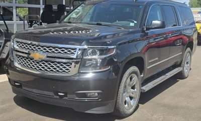 2019 Chevrolet Suburban LT